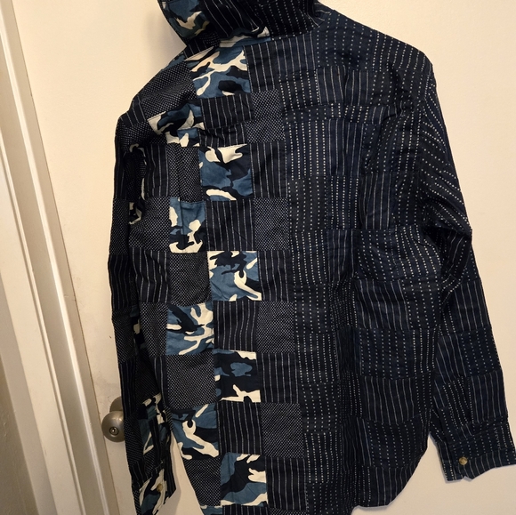 Medium Emotionally Unavailable button up - Picture 7 of 11